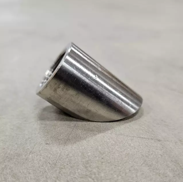 Kobling Sveisestykke buet 45° M18x1,5 rustfritt stål (Hungjenget) (Lambdaplugg), Rustfri