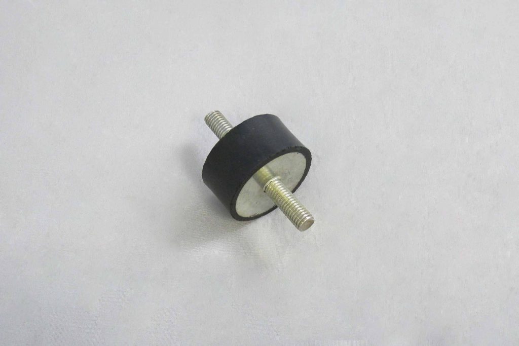 Gummibuffer til girkassebjelke (erstatningsdel for AS-002001-03 og AS-002003-01) - Bestillingsvare